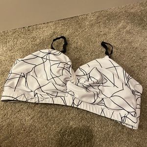 Fabletics Sports Bra